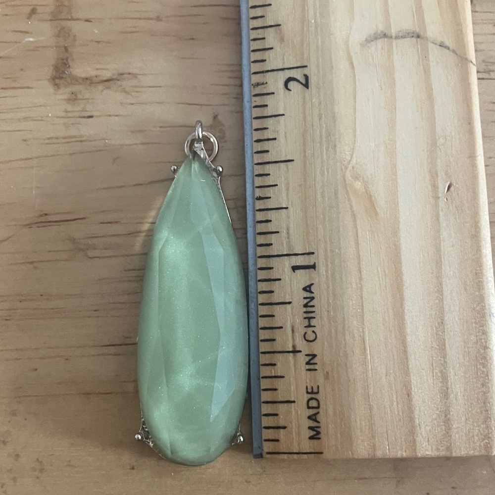 Elegant Green Teardrop Pendant